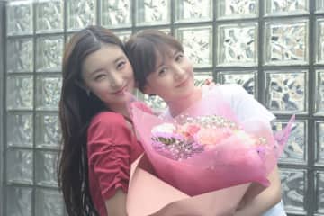 トリンドル玲奈「史上最高に熱い夏を過ごさせていただきました」　『レプリカ』古屋呂敏が撮影したクランクアップ写真公開