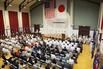 米海軍横須賀基地の司令官が交代　ソボル大佐からホプキンス大佐に