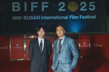 坂口健太郎「謙さんと一緒に丁寧に少しずつ作った作品」　映画『盤上の向日葵』が釜山国際映画祭で世界初上映