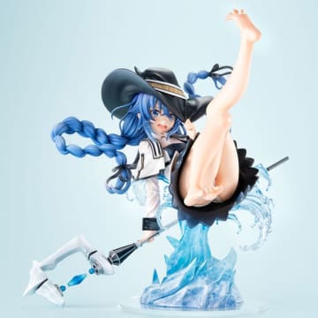 ドジっ子感がたまらん…！「無職転生」ロキシーがフィギュア化♪ 水魔術をイメージした台座も必見