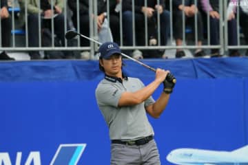 ＜速報＞首位と3打差の石川遼はパー発進　金谷拓実、大槻智春がトップ