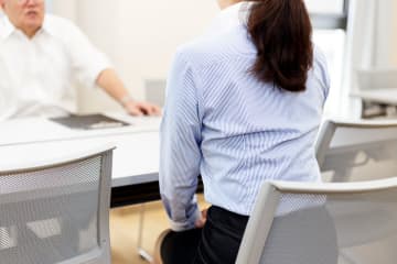 「中途採用」という言葉を「経験者採用」に言い換えよう…日本独自の「新卒一括採用」が抱える問題点とは？