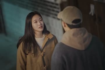 Netflix『ウンジュンとサンヨン』でキム・ゴウンが紡ぐ20代から40代へ続く心の軌跡