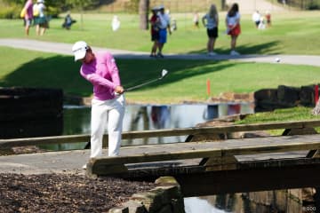 救済なしの“カート道”からミラクルな一打 西郷真央はボギーにも見せ場たっぷりの65