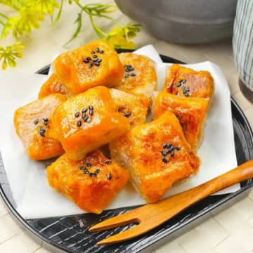 【かぼちゃをレンジで加熱してつぶしたらほぼ完成！】「ビビるほど簡単でウマい」「忙しいときでもサッと作れる」かぼちゃの簡単おやつレシピ4選