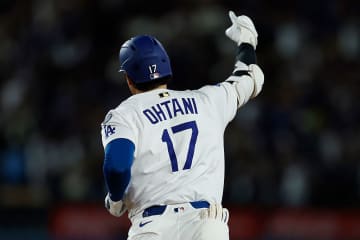 大谷翔平、13年連続ポストシーズン進出へ導く52号決勝3ラン　カーショーの本拠地最終登板を飾る逆転勝利　地区優勝マジック「4」