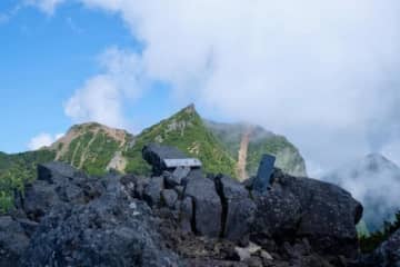 【日帰りでもしっかり登りたい！】首都圏からのアクセス＆登り応え抜群のおすすめルート「編笠山と権現岳」