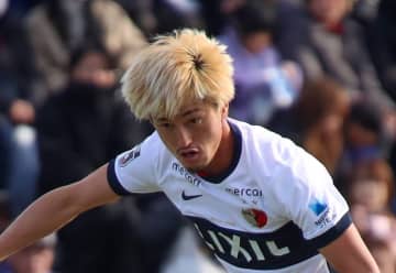 【浦和-鹿島】GK西川周作の痛恨ミスパス、鈴木優磨が見逃さず先制ゴール