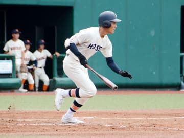 【高校野球・秋季神奈川県大会】秋のベスト8決まる　法政二は松田が完封で25年ぶり　橘は公立勢唯一