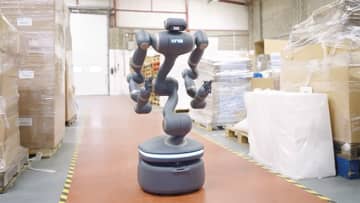 コーディングもクラウド接続も不要？ 人間のデモンストレーションから学ぶAI物流ロボット「Kinisi 01」