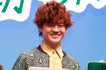 緑黄色社会・穴見真吾、第1子となる女児誕生を報告　メンバーの結婚と同時発表