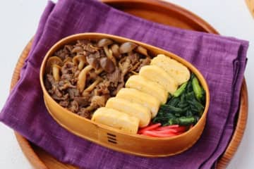 節約にも◎しめじでボリュームアップ！「牛きのこのしぐれ煮」「定番卵焼き」2品弁当