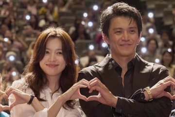 “小栗旬＆ハン・ヒョジュカップル”が公の場に初登場！Netflix『匿名の恋人たち』ワールドプレミアin釜山国際映画祭