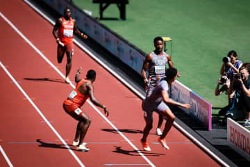 超異例1対1の“ガチンコ救済レース”で米国勝利「5時間睡眠だった」と告白　予選から15時間「午前0時半にメッセージが…」【東京世界陸上】