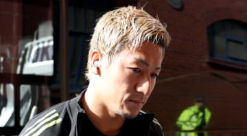 『27歳日本代表FWはいなくなると思っていた…』 海外強豪監督が同じポジションの選手補強を説明