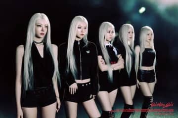 ITZYの全メンバーがJYPエンタと契約更新! ファンの前でサプライズ発表