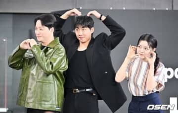 【PHOTO】キム・デミョン＆コ・アソン＆ホン・サビン、映画「劇場の時間」舞台挨拶に出席
