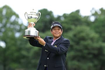 スリロットがシニアメジャー2勝目 海老根文博と増田伸洋が2位