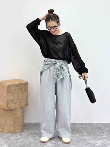 【niko and ...】秋までしっかり使える「スウェットパンツ」