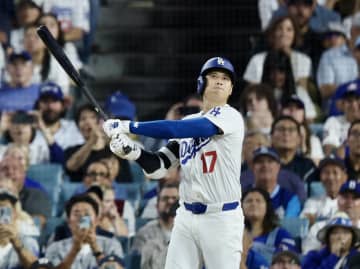 大谷翔平が53号ホームランを記録し、シュワバーに並ぶトップタイに浮上！直近5試合で4本目の量産態勢へ