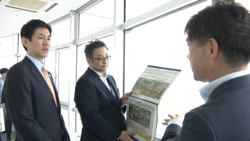 “コバホーク”羽田空港へ　顔認証での出国や犯罪者の入国対策を視察　自民総裁選の告示前に小林鷹之氏