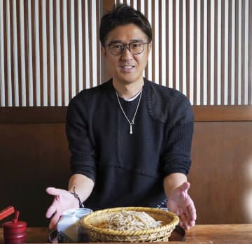 DEENボーカル・池森秀一、急性虫垂炎で緊急入院。ファンからは「突然のことでとても心配です。お大事にしてください」と温かい声が寄せられる