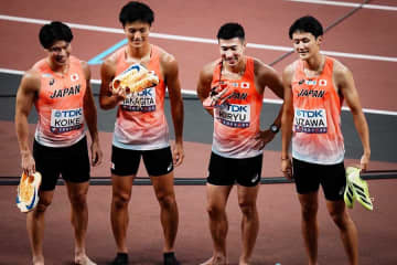 リレー侍は完敗6位、3大会ぶりのメダルならず　1-2走でバトン詰まる…米国が金メダル【東京世界陸上】