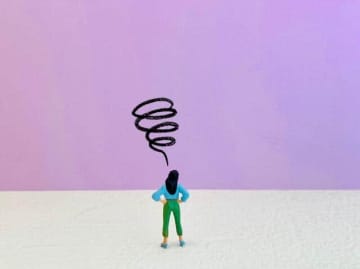 職場に熱意が感じられない上司がいると...68.1％「業務効率が低下」、66.7％「職場の雰囲気が悪化」　ジェイック調査