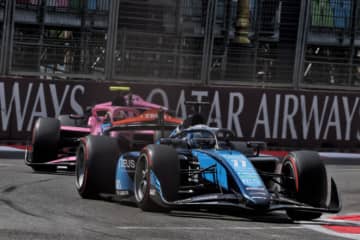 アストンマーティン育成クロフォードが今季4勝目。熾烈な首位争いを制す／FIA F2第12戦レース2