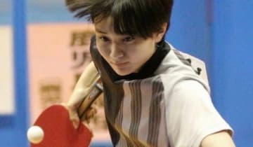 「元国体強化選手」美人すぎる22歳卓球女子に絶賛の声「可愛い！」「髪巻いてるね〜！」
