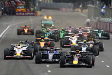 フェルスタッペンが今季4勝目。角田裕毅はローソンに敗れるも6位入賞【決勝レポート／F1第17戦】