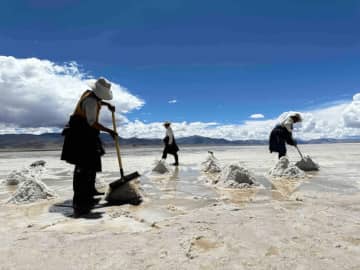 中国チベット1000年の「塩羊古道」、観光ブランド化進み新たな息吹―中国メディア