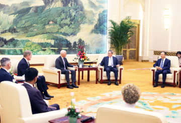李強総理、米下院議員団と会見