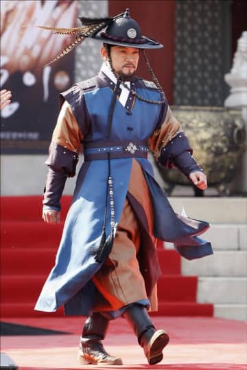 『トンイ』を骨太に仕切るソ・ヨンギが下した「決断」