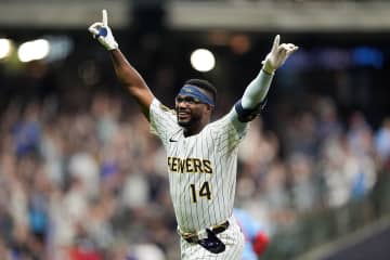 ブリュワーズがナ・リーグ中地区3連覇！　2位カブス4連敗でマジック消滅　スモールベースボールで今季最多95勝