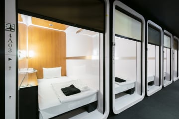 那覇空港にカプセルホテルが10/1開業。1泊2,500円～、24時間化見据え