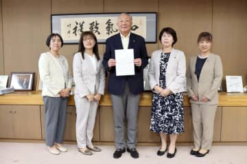 生理用品の無料提供、道の駅で実現を　東金の女性市議ら要望　市役所での対面配布は「手に入れにくい」