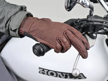 デイトナからレザーグローブ3種が登場　マグキャッチ搭載で利便性◎