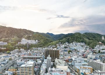 みのおサンプラザ1号館／住宅・公共施設・店舗一体の複合マンションへ