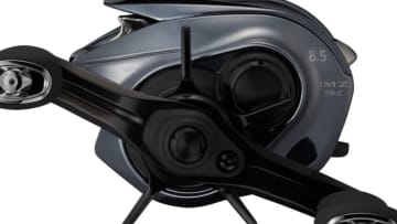 DAIWAの次世代ベイトリールに待望の『新型モデル』が登場。オールマイティに活躍する性能、“ウェアラブルデバイス”との連携も可能になった新時代のリールに。