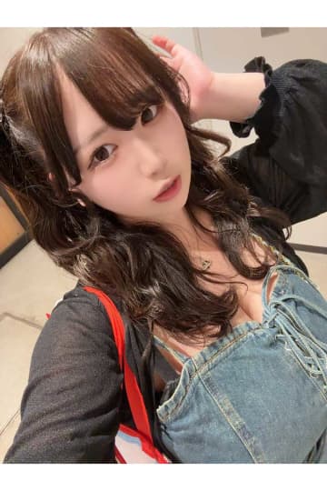 Mカップ女性、「胸を取る手術」を考えた過去　中学時にはさらしとガムテープを巻き登校