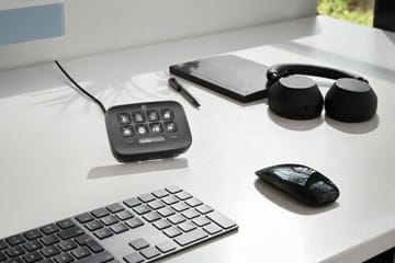 配信向けデバイス「Stream Deck Neo」と「Key Light Neo」に新色ブラックが登場