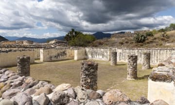 メキシコの世界遺産、ミトラ・ヤグル両遺跡を訪ねて