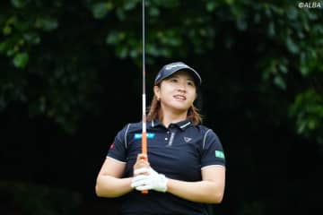 ジャンボ尾崎に弟子入りして開眼!?　初Vに期待のかかる泉田琴菜は平均250Yでも「方向性重視」のスイングだった【プロコーチが解説】