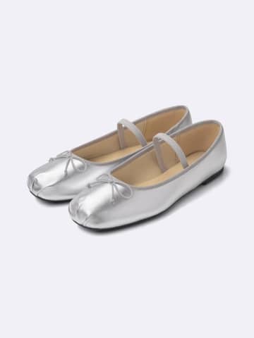 【GU】1,000円台でGETできる♡「バレエシューズ」