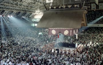 ＜あのころ＞さよなら蔵前国技館　41年前の9月23日