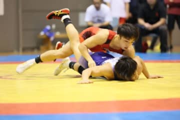 ＜レスリング＞【写真集】2025年西日本学生選手権／男子グレコレーマン決勝