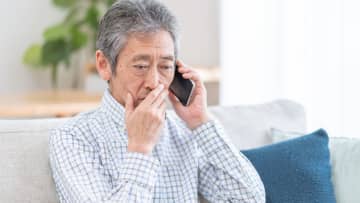 「地獄です…」退職金2,000万円を溶かした60歳男性、有名投資家を信じ1ヵ月で資産倍増も、老後破産寸前の悪夢