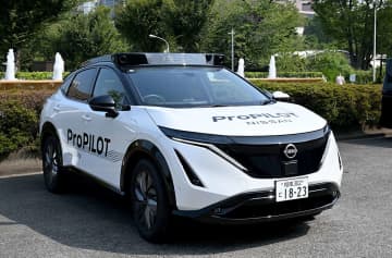まるで熟練ドライバーの走り　日産の次世代「プロパイロット」記者が試乗