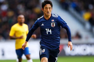 元代表の森岡亮太がビーチサッカー日本代表に初選出　かつて神戸などで活躍…引退後の2025年に転向